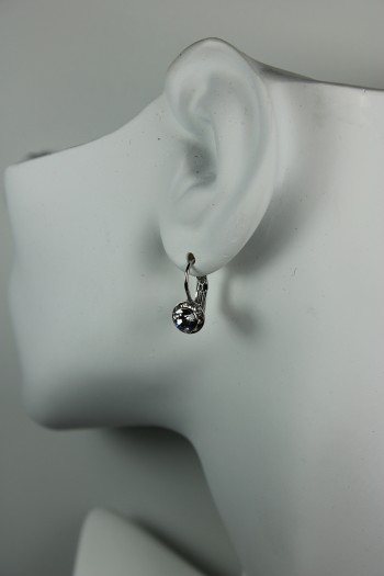clip on earring