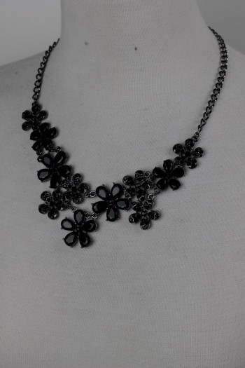 wholesale flower necklace