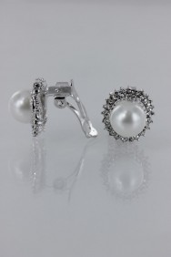 ERC4 Clip-on earring with 8mm pearl