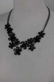 N22 Flower necklace 